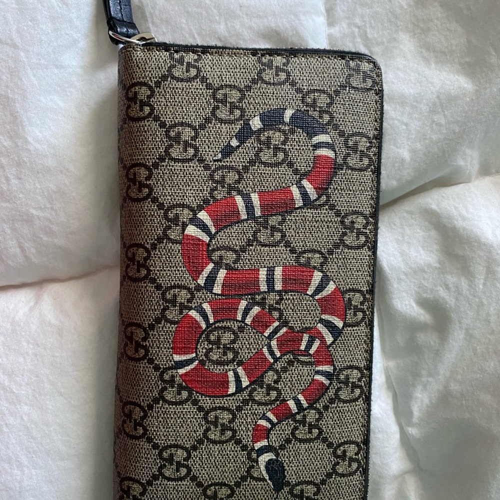 GG Supreme King Snake Zip Around Gucci Wallet